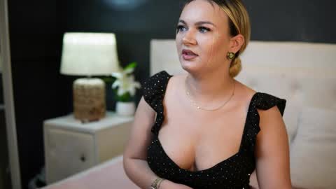  Dalia  online show from June 7, 8:23 pm
