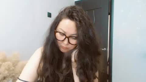 Snapshot of dalidayes chatting on May 30, 7:05 am Dali online show from May 30, 7:05 am