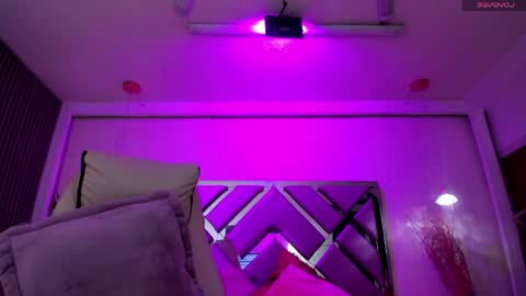 Daliia    online show from April 7, 1:22 pm