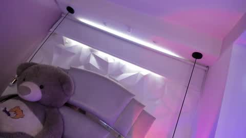 Dalila online show from January 3, 4:37 pm