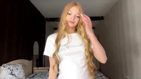 Gi online show from August 3, 3:38 pm