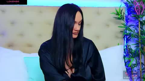 Snapshot of daliyaa_ chatting on November 7, 1:55 pm daliyaa_ online show from November 7, 1:55 pm