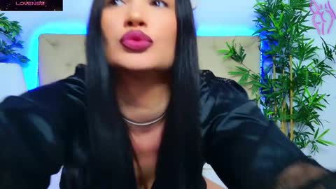 Snapshot of daliyaa_ chatting on December 5, 2:03 pm daliyaa_ online show from December 5, 2:03 pm