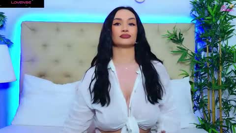 daliyaa_ online show from February 5, 2:22 pm