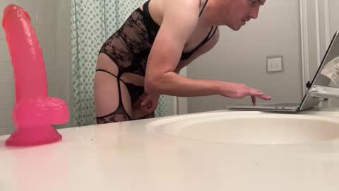 dallasjmg online show from March 9, 1:31 am