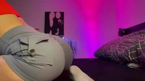 dalmatian_girl online show from November 2, 7:49 pm