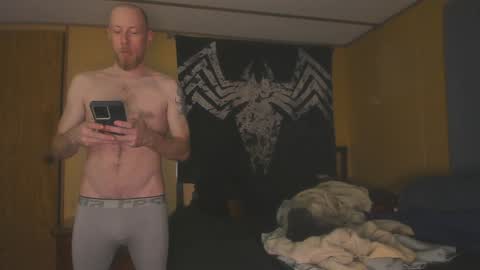 Snapshot of damagedlilfkkr chatting on January 26, 4:20 am damagedlilfkkr online show from January 26, 4:20 am