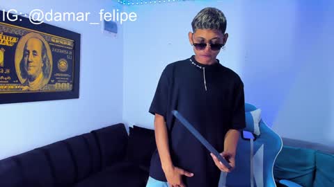 Snapshot of damar_felipe chatting on January 20, 3:48 am damar_felipe online show from January 20, 3:48 am