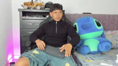 damar_felipe online show from July 20, 7:27 pm