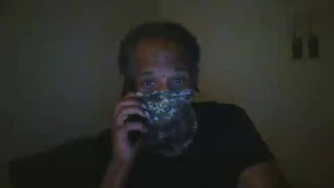 Snapshot of dameasyuk1 chatting on July 16, 12:38 am dameasyuk1 online show from July 16, 12:38 am