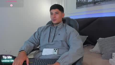 DAMIAN online show from February 10, 1:04 pm