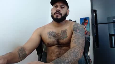 damian64436171 online show from November 17, 5:52 pm