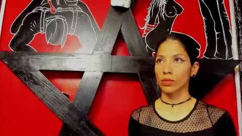 Snapshot of damian_and_tiana chatting on January 13, 7:46 am damian_and_tiana online show from January 13, 7:46 am