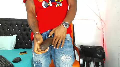 damian_hart_24cm online show from December 5, 11:19 am