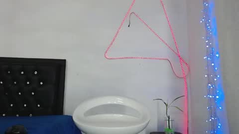 damian_hart_24cm online show from May 7, 12:10 pm