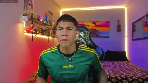 Snapshot of damian_latinxxx chatting on July 10, 9:01 am Damian online show from July 10, 9:01 am