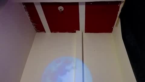 damian_n_lissa online show from May 6, 12:08 am
