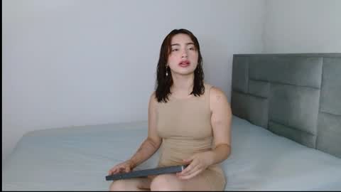 Snapshot of damian_n_maya chatting on February 27, 1:00 pm Damian Maya online show from February 27, 1:00 pm