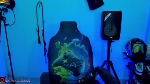 Snapshot of damian_tornerr chatting on February 17, 8:44 am Damian torner online show from February 17, 8:44 am