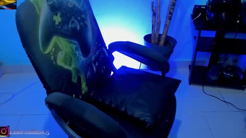 Snapshot of damian_tornerr chatting on March 3, 7:58 am Damian torner online show from March 3, 7:58 am