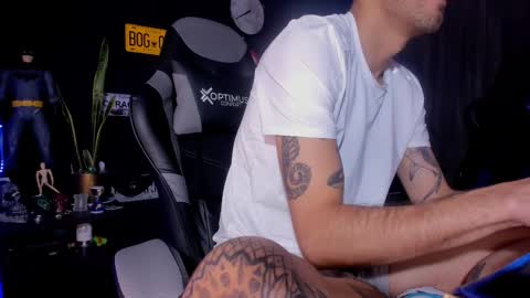 Daamiancox online show from March 7, 7:27 pm