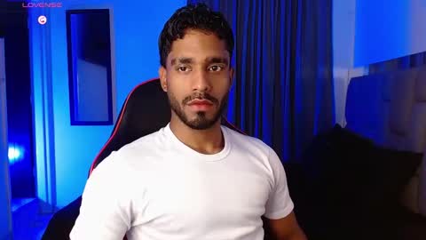 Snapshot of damiano_walker chatting on September 11, 8:14 am damiano_walker online show from September 11, 8:14 am