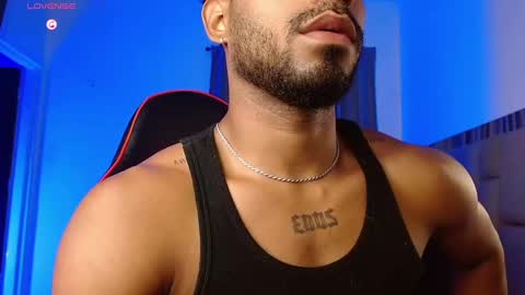 Snapshot of damiano_walker chatting on September 16, 4:02 am damiano_walker online show from September 16, 4:02 am