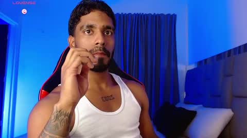 Snapshot of damiano_walker chatting on September 24, 4:16 am damiano_walker online show from September 24, 4:16 am