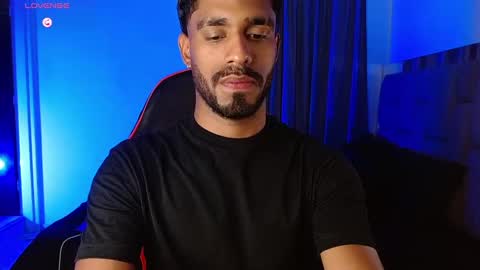 Snapshot of damiano_walker chatting on October 11, 4:01 am damiano_walker online show from October 11, 4:01 am