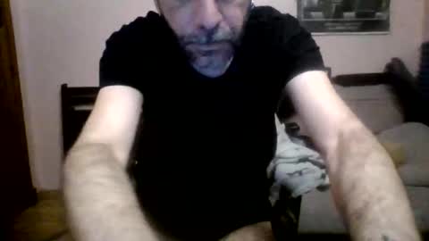 Snapshot of damianour chatting on October 31, 11:22 am damianour online show from October 31, 11:22 am