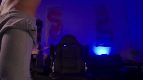 insta damn8   --------  online show from January 10, 10:57 pm