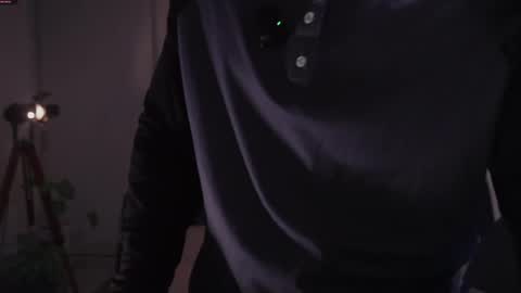 insta damn8   --------  online show from November 16, 1:22 am