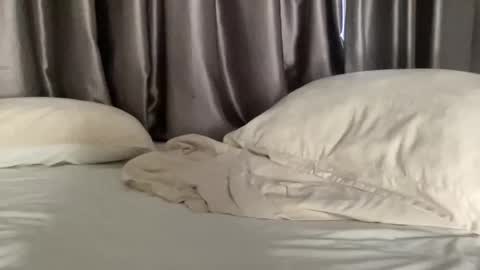 Snapshot of damisu chatting on March 14, 11:43 pm A online show from March 14, 11:43 pm