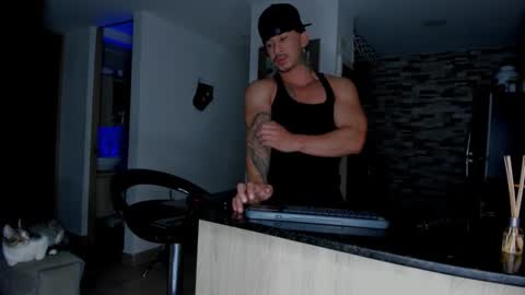 INSTAGRAM  DAMMIANMILLEROFICIAL online show from December 17, 11:11 pm