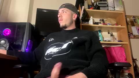 Snapshot of damncore chatting on March 21, 2:05 am damncore online show from March 21, 2:05 am