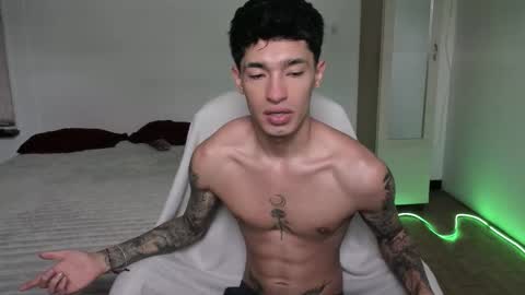 Damon online show from March 24, 7:41 pm