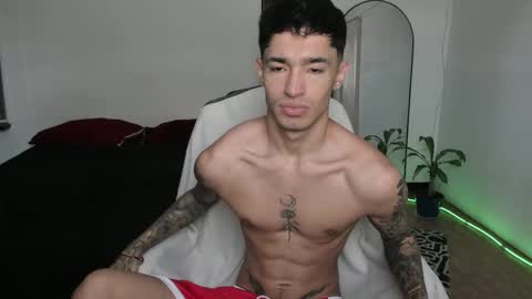 Damon online show from April 18, 6:12 pm