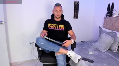 Damon bakert online show from October 1, 9:10 pm