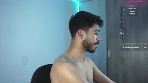 damon_frost online show from December 16, 12:26 am