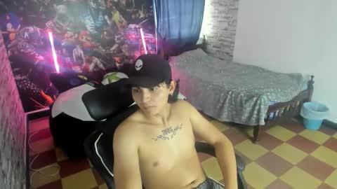 Snapshot of dan_cristancho chatting on October 5, 1:20 pm dan cristancho online show from October 5, 1:20 pm