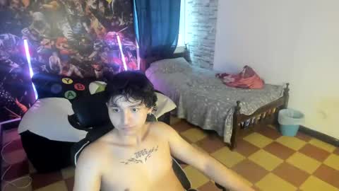 Snapshot of dan_cristancho chatting on October 6, 1:41 pm dan cristancho online show from October 6, 1:41 pm