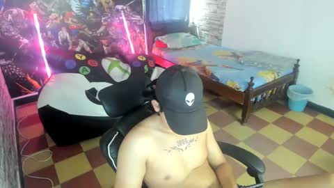 Snapshot of dan_cristancho chatting on October 7, 5:43 pm dan cristancho online show from October 7, 5:43 pm