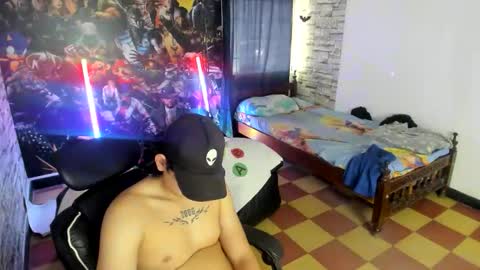 Snapshot of dan_cristancho chatting on November 2, 1:35 pm dan cristancho online show from November 2, 1:35 pm