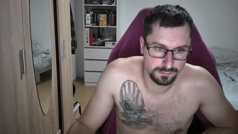 King Dan online show from October 24, 6:48 pm