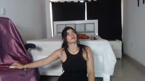 Snapshot of dana_777 chatting on March 8, 8:14 pm Dayana  online show from March 8, 8:14 pm