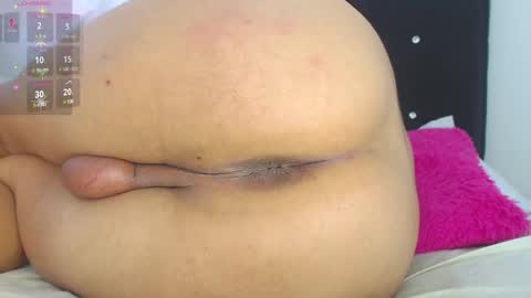 danna online show from February 28, 4:43 am