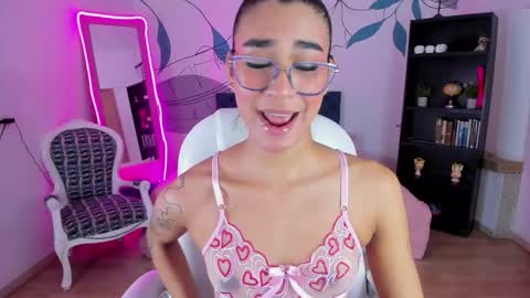 dana_paula online show from February 28, 11:33 am