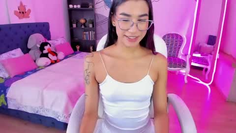 dana_paula online show from May 14, 11:50 am