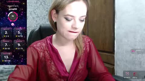 Dana SmileX online show from June 6, 7:40 pm