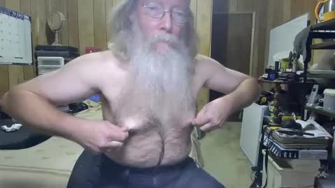 Snapshot of danagm chatting on December 25, 12:59 am Dana online show from December 25, 12:59 am